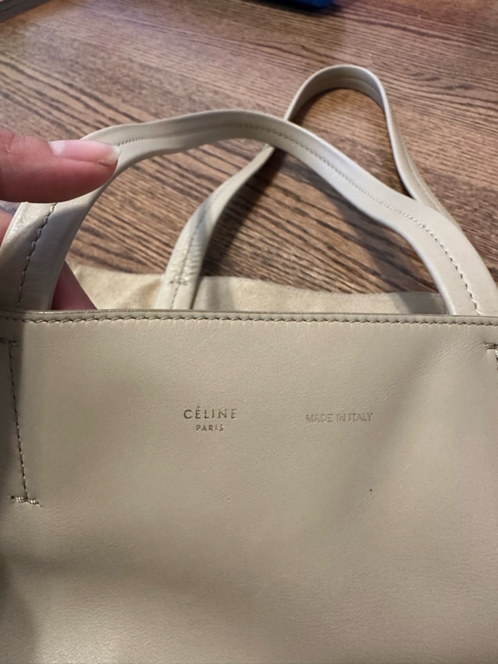 Celine Medium Phantom Cabas in Beige and Black Suede - Picture 4 of 15